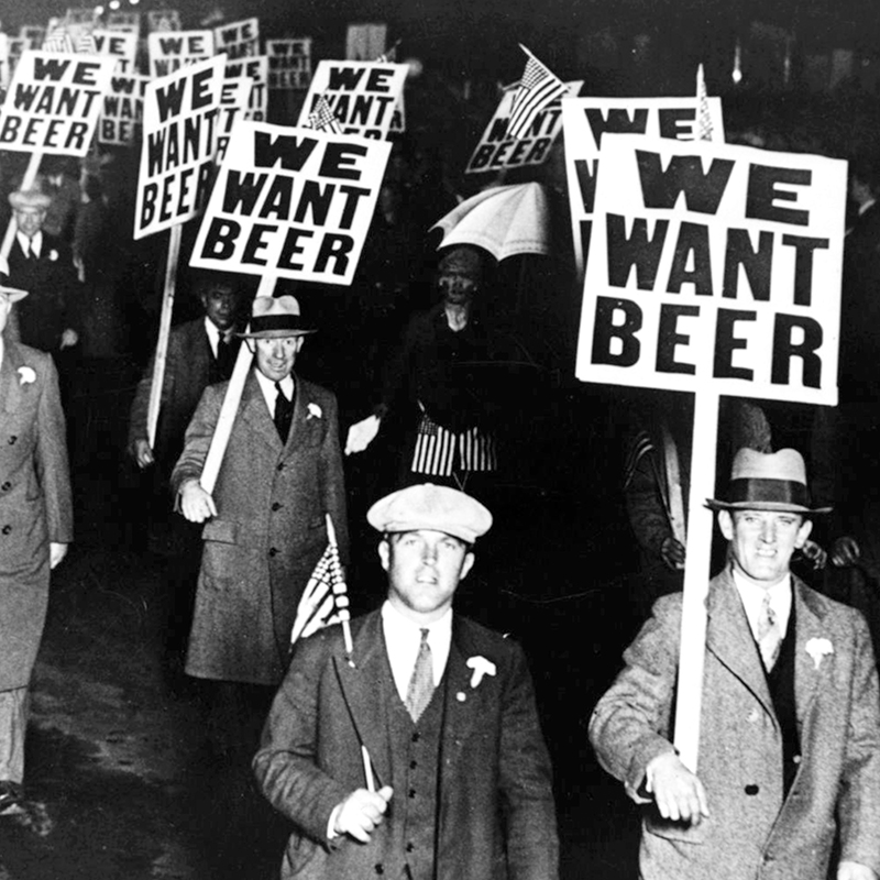 Black and White We Want Beer P - Photography New York recension och pris